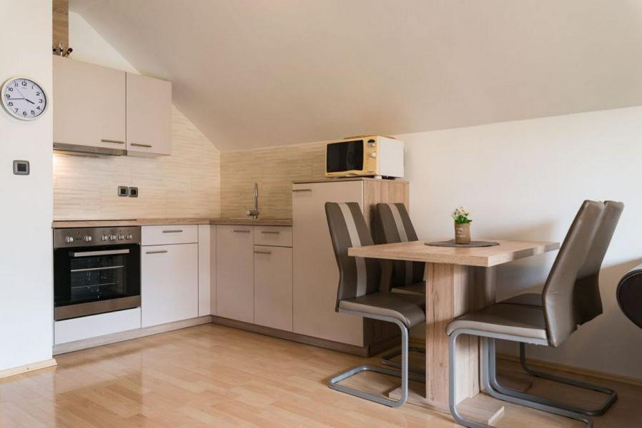Ferienwohnung Apartma Jezerci Bled Zimmer foto